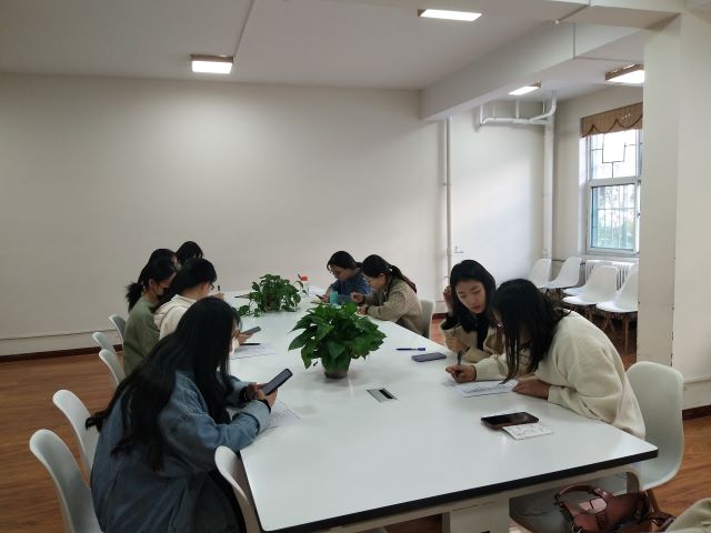 【学业导师】论文初选题——任福老师对2021级毕业生进行论文指导