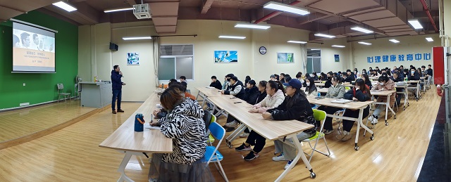 【新商科】我院召开新商科系列师生座谈交流分享会