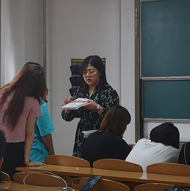 【学业导师】焦晶老师带领同学们开启“大咖传记阅读计划”