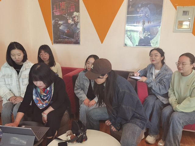 【学业导师】刘姗老师开展毕业论文汇报交流会
