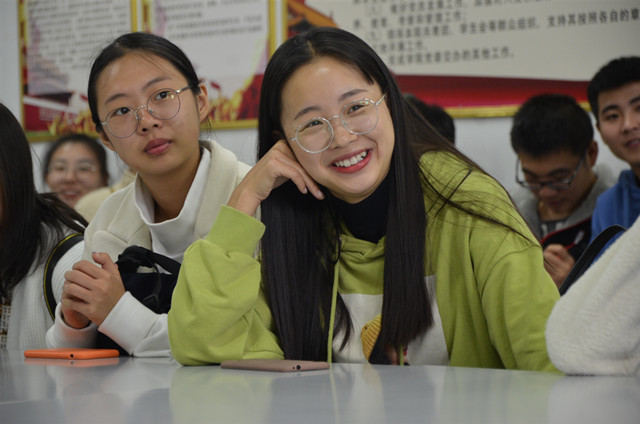 每周一班:答疑解惑 塑造完满人生——院长座谈会系列(三十三)