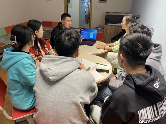 【学业导师】时“市”造英雄 调研出真知——胡雨诗老师与管蓉霞老师“正大杯”市场调研大赛指导