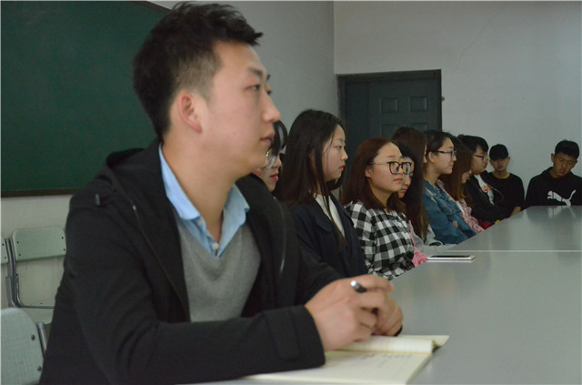 每周一班：齐心齐努力  携手共进完满之路 ——院长座谈会系列（十三）
