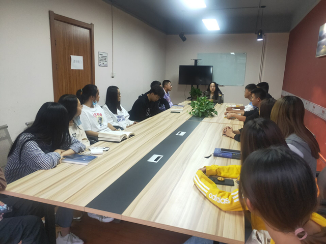 【学业导师】新学年专业学习与课外阅读齐头并进