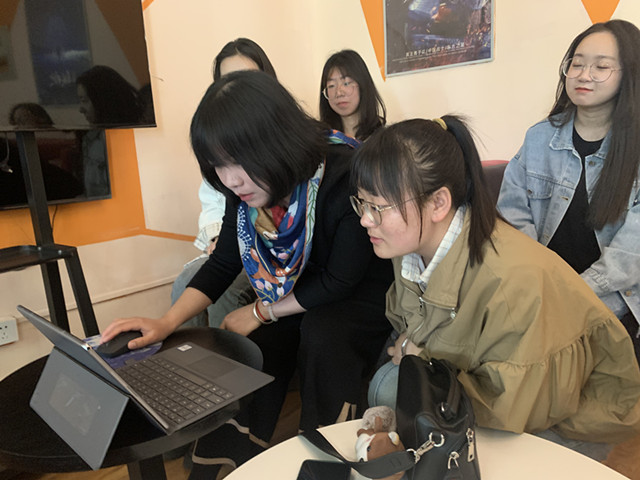 【学业导师】刘姗老师开展毕业论文汇报交流会