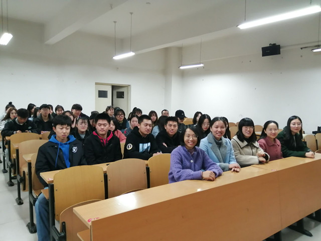 【学业导师】银行初印象——闫述丽与安小甜老师开展银行工作介绍会议