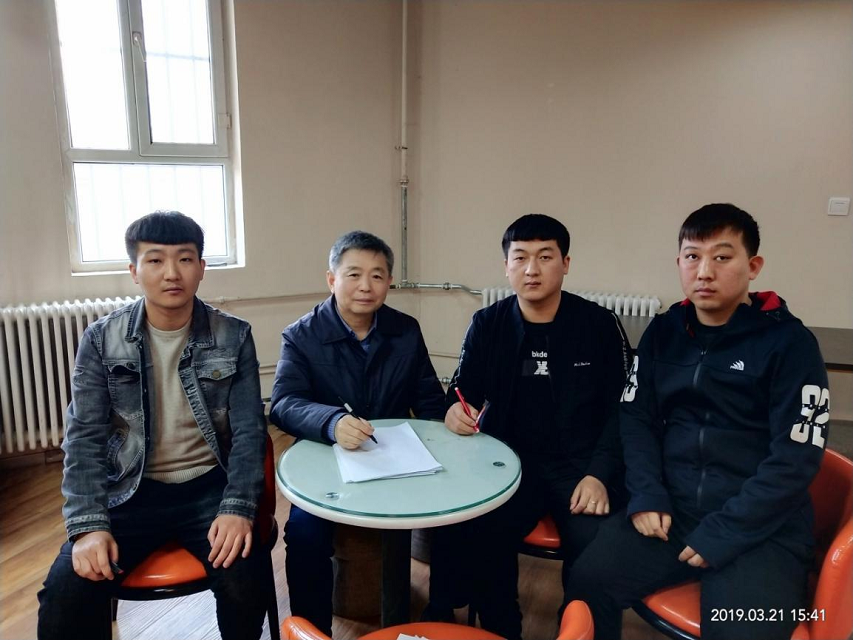 一切为了学生 为了学生的一切 ——刘小明教授对毕业班进行学业指导