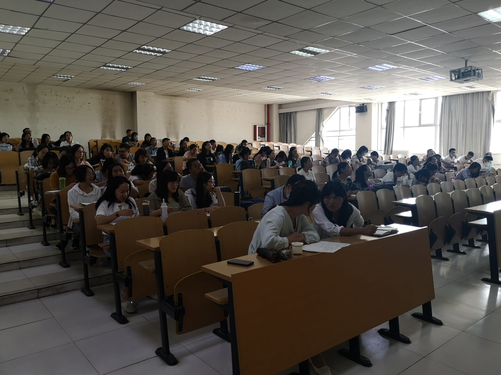 0638太阳集团官网举办FOM项目教师系列宣讲会