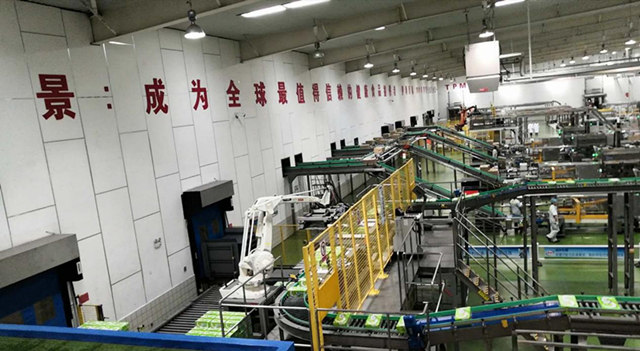 认知实习系列报道之三:走进企业 感知品牌的力量