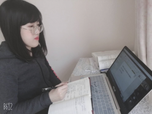 闫述丽老师开展线上教学公开课