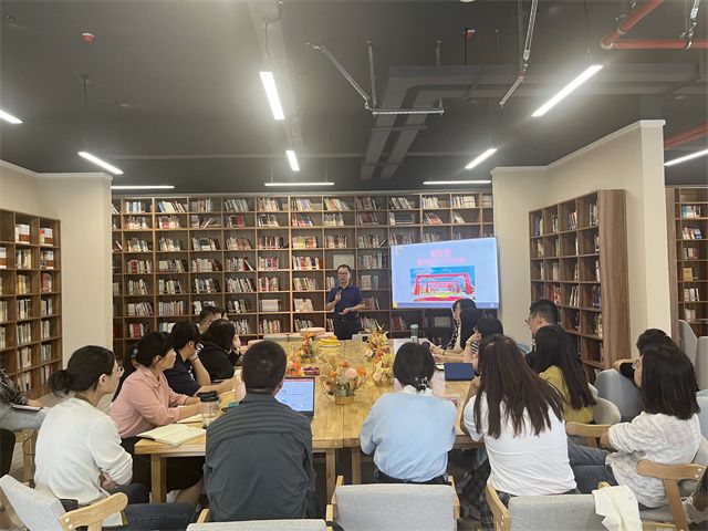 故事化案例促进教学发展 廖成林教授莅临0638太阳集团官网开展讲座