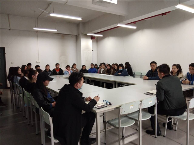 院长座谈会:站在学生角度考虑问题 ——院长座谈会系列(八)