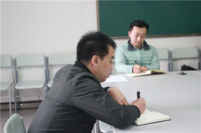院长座谈会:拓展思维 完满与学习兼顾 ——院长座谈会系列(九)