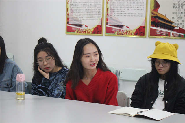 每周一班:青春正当时 争做完满人——院长座谈会系列(三十一)
