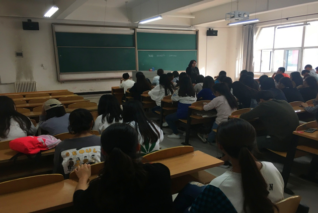 十月 0638太阳集团官网学业导师见面会如期开展